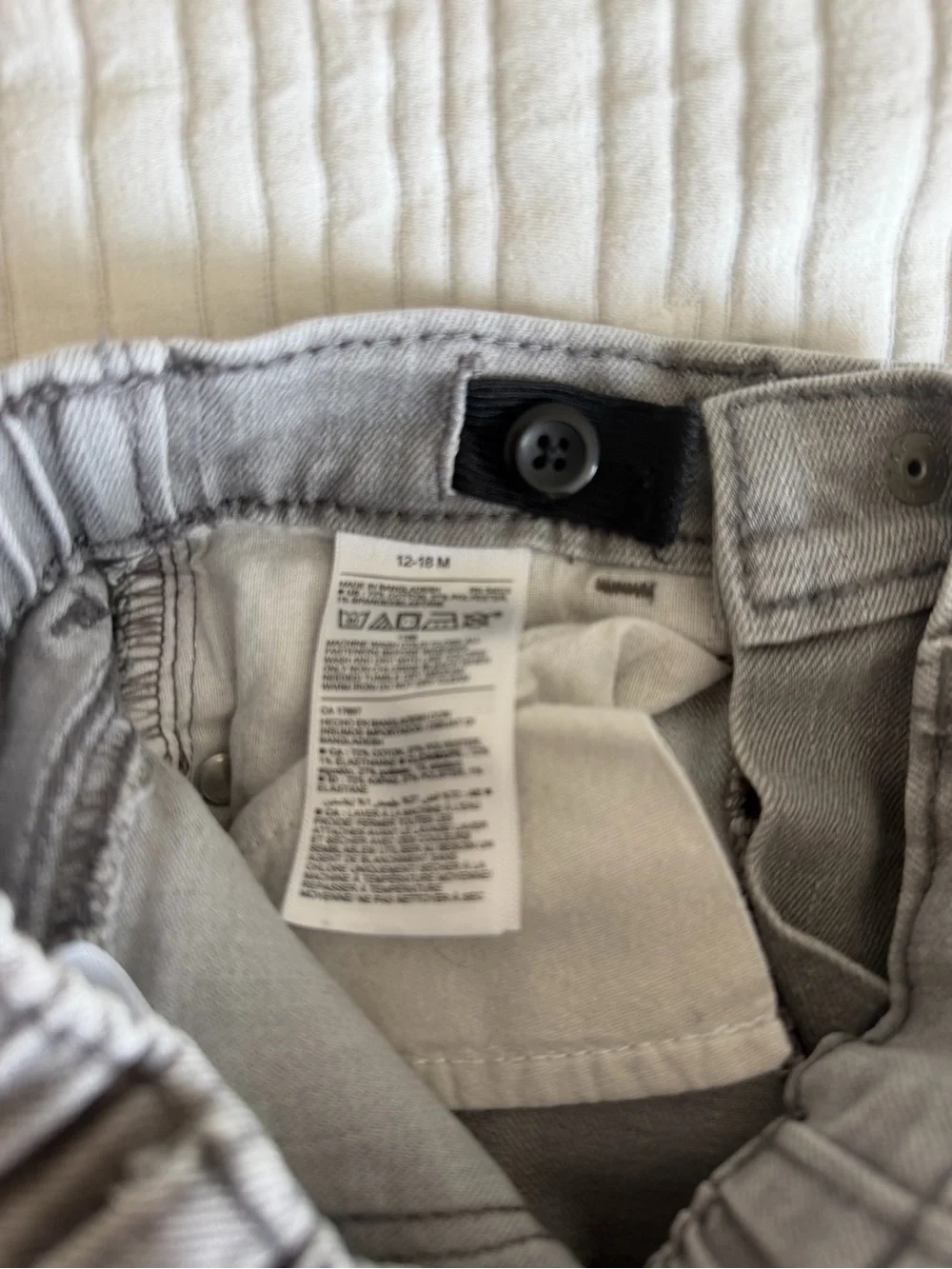 Old Navy Toddler Jeans and Gray Jeans - Blue and Light Gray